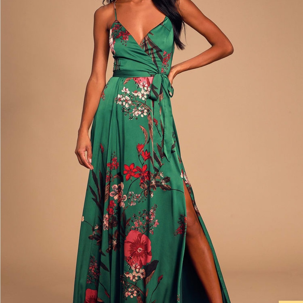 Lulus weddding guest dress or prom special occasion dress, green floral